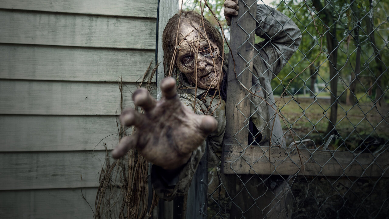 when is season 12 of the walking dead coming out on netflix