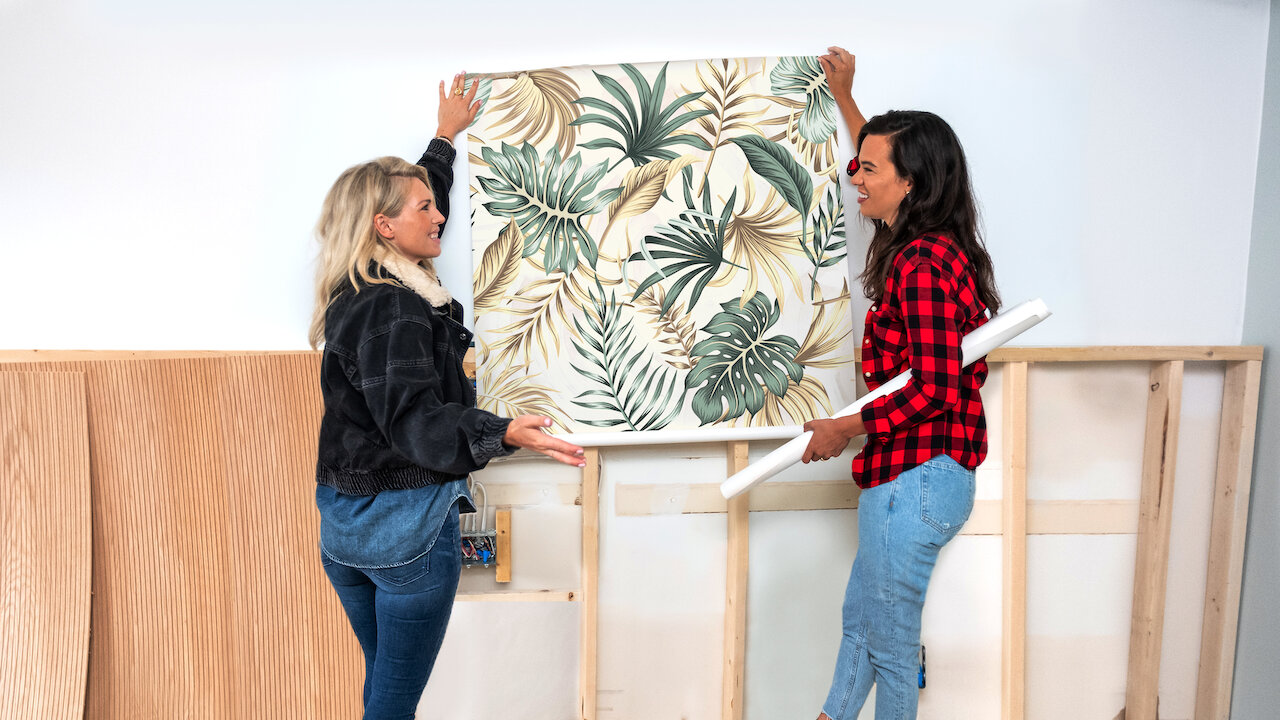 Motel Makeover | Netflix Official Site